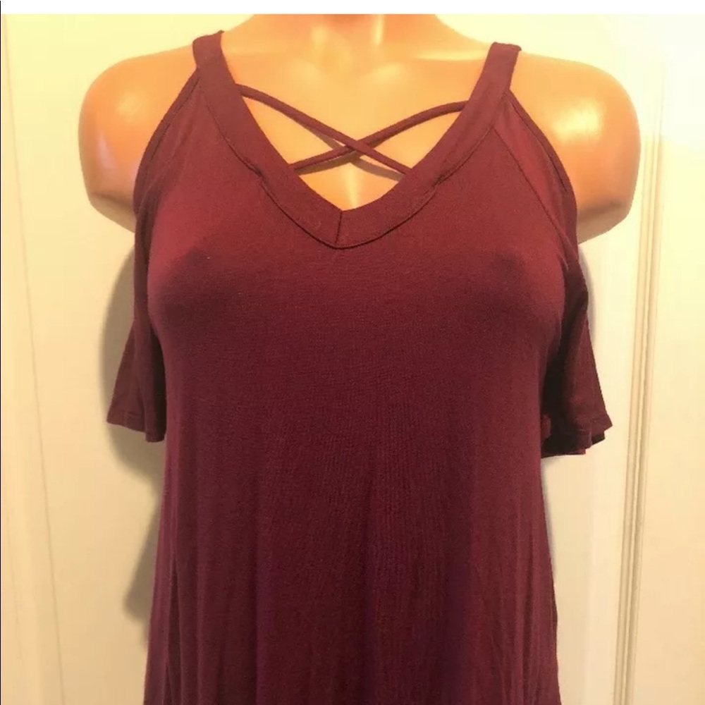 THREADS Burgundy Cold Shoulder V Neck Tank Top S